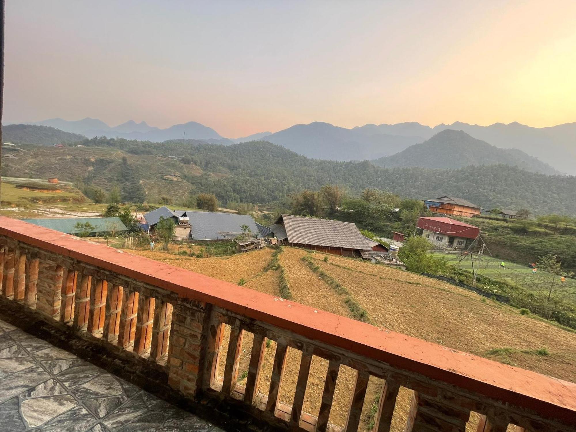 Stone Paradise Homestay Sa Pa Extérieur photo